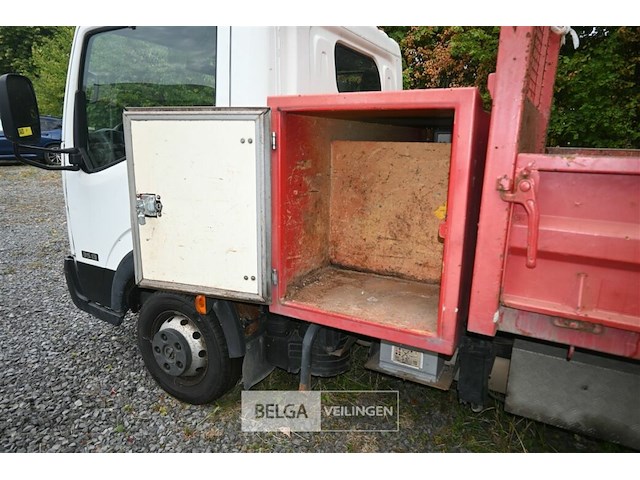 Nissan cabstar lichte vrachtwagen met kipbak - afbeelding 15 van  21