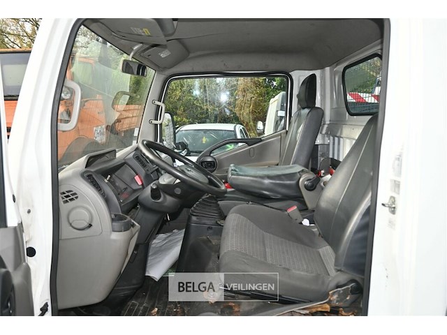 Nissan cabstar lichte vrachtwagen - afbeelding 15 van  20