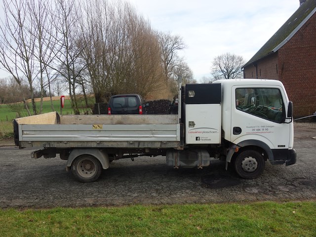 Nissan camionette - afbeelding 5 van  12