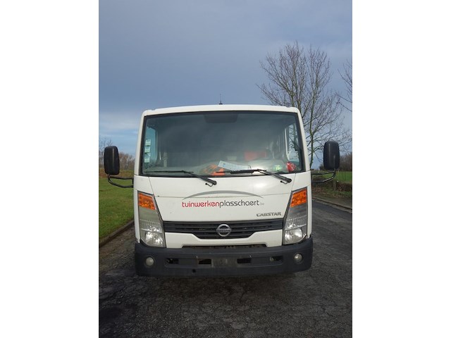 Nissan camionette - afbeelding 6 van  12
