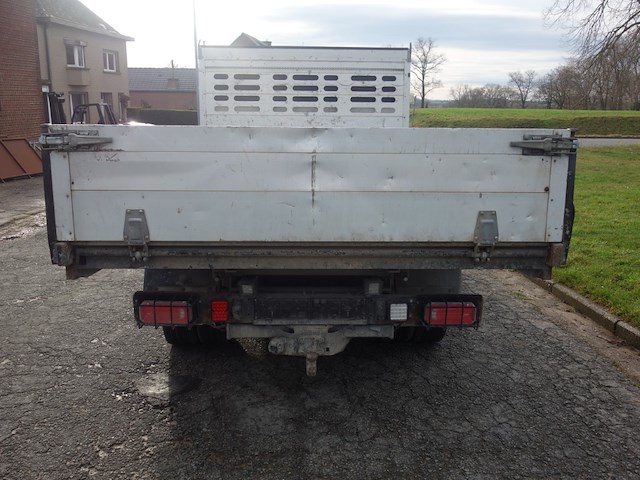 Nissan camionette - afbeelding 7 van  12