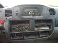 Nissan camionette - afbeelding 12 van  12