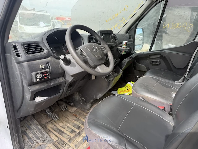Nissan interstar - 2024 - afbeelding 10 van  11