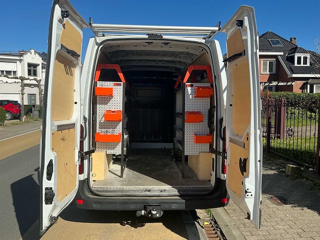 Nissan interstar lichte vracht bedrijfswagen - afbeelding 9 van  23
