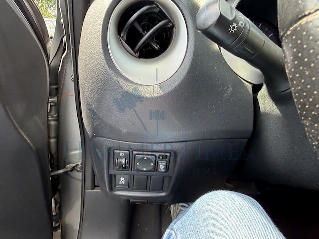 Nissan juke 1 6i 2wd visia, 2011 - afbeelding 8 van  31