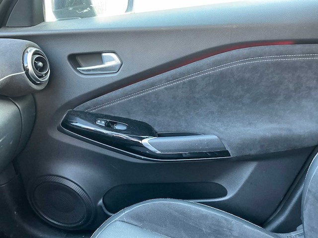 Nissan juke personenauto - afbeelding 11 van  22