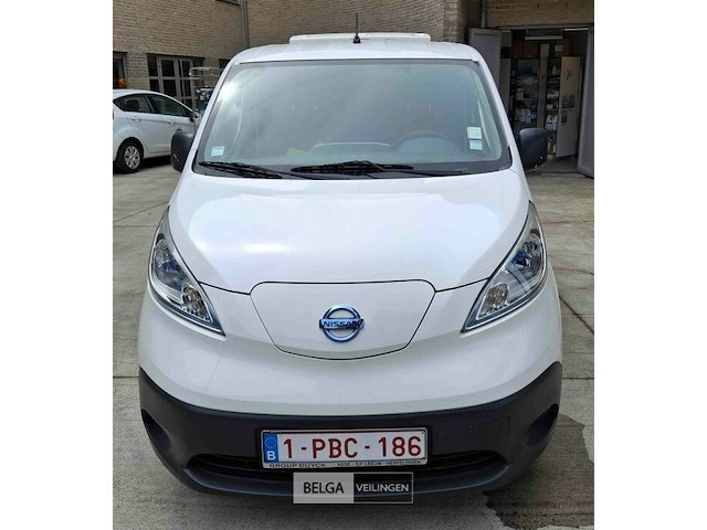 Nissan koelwagen / lichte vrachtwagen - afbeelding 14 van  15