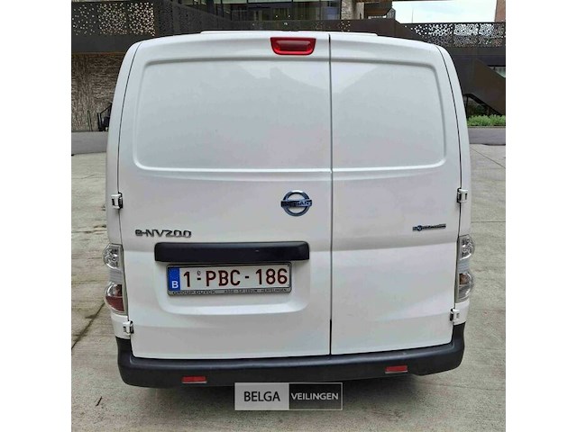 Nissan koelwagen / lichte vrachtwagen - afbeelding 15 van  15