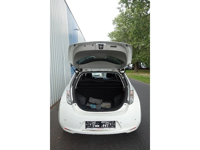 Nissan leaf - afbeelding 4 van  17
