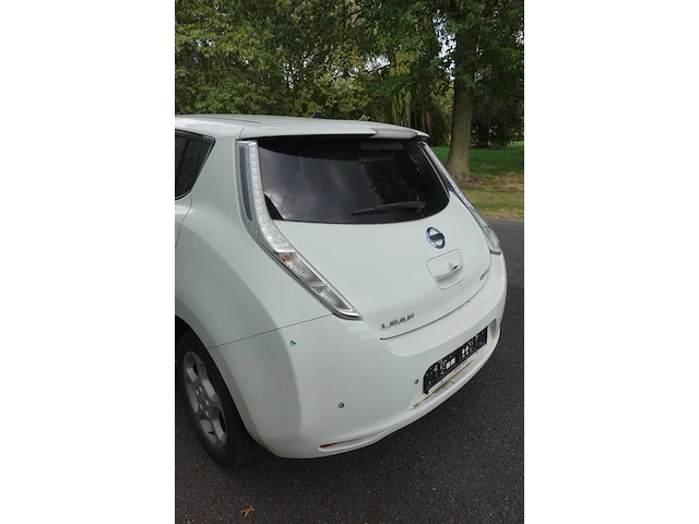 Nissan leaf - afbeelding 9 van  17