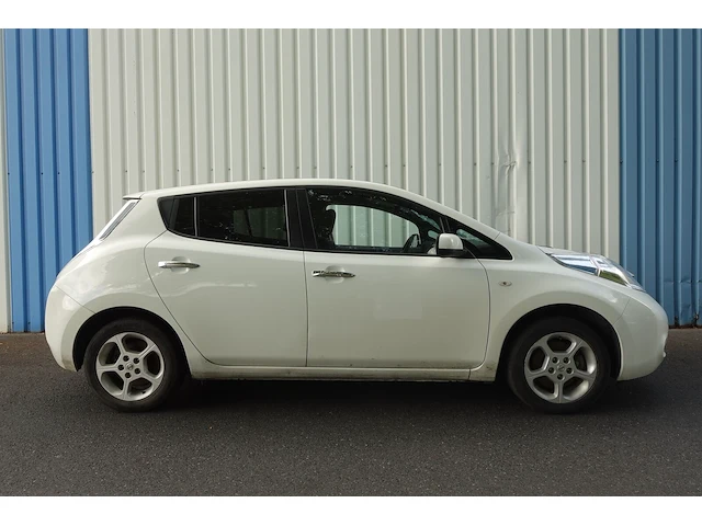 Nissan leaf - afbeelding 12 van  17