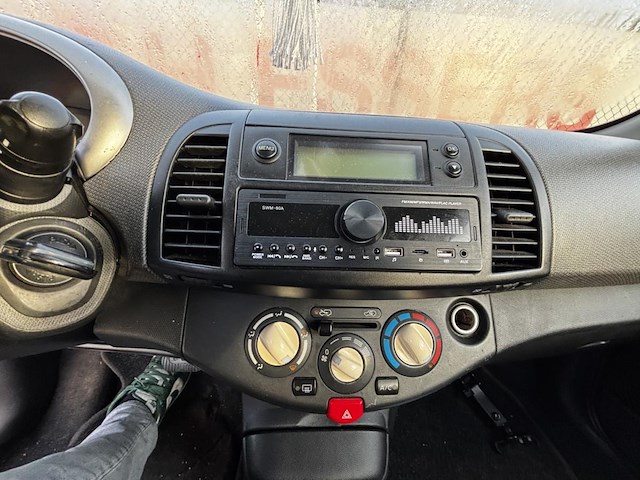 Nissan micra 1 2i at, 2004 - afbeelding 3 van  31