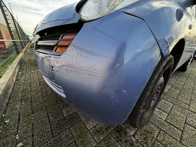 Nissan micra 1 2i at, 2004 - afbeelding 15 van  31