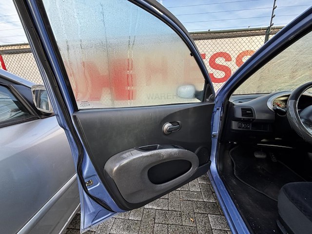 Nissan micra 1 2i at, 2004 - afbeelding 28 van  31