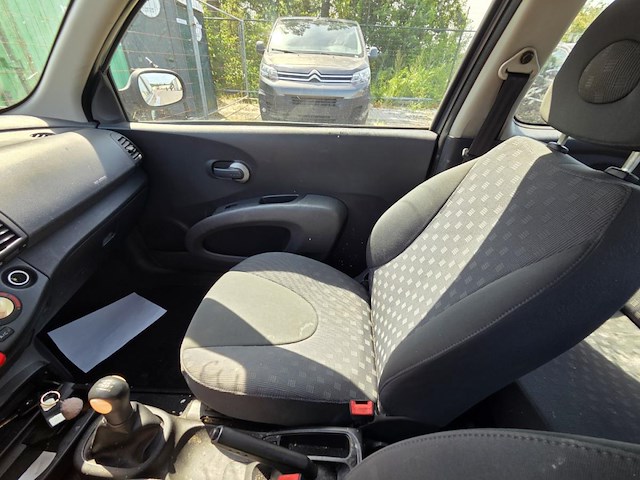 Nissan micra 1.2i 16v visia, 2006 - afbeelding 18 van  44