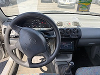 Nissan micra 1.2i 16v visia 65, 2006 - afbeelding 2 van  25