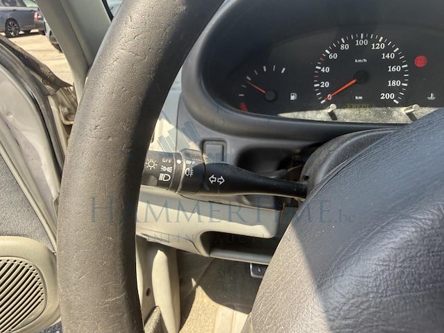 Nissan micra 1.2i 16v visia 65, 2006 - afbeelding 8 van  25