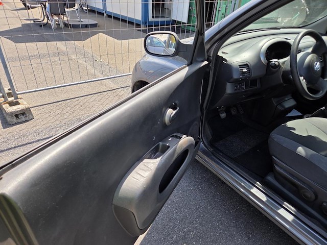 Nissan micra 1.2i 16v visia 65, 2006 - afbeelding 2 van  44