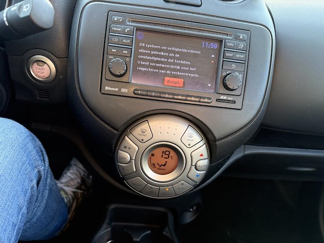 Nissan micra 1.2i connect edition, 2013 - afbeelding 24 van  24