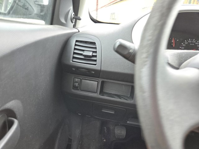 Nissan micra van 1.2i visia,2010 - afbeelding 14 van  36