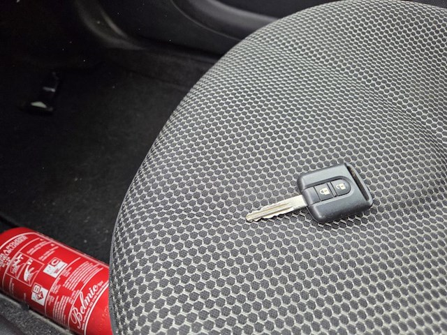 Nissan micra van 1.2i visia,2010 - afbeelding 30 van  36