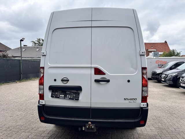 Nissan navara, 2016 - afbeelding 31 van  34