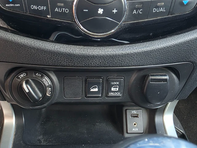 Nissan navara 2017 - afbeelding 9 van  49