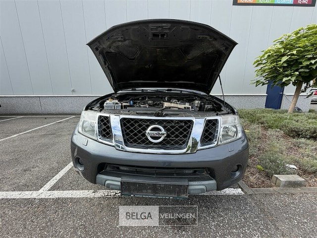 Nissan navara - afbeelding 25 van  25