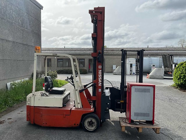 Nissan nm01l15 smalle gang vorkheftruck - afbeelding 27 van  27