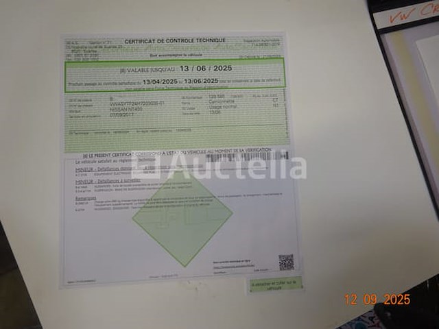 Nissan nt400 pick-up truck - afbeelding 11 van  18