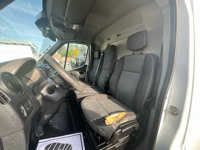 Nissan nv 400 bestelwagen - afbeelding 13 van  31