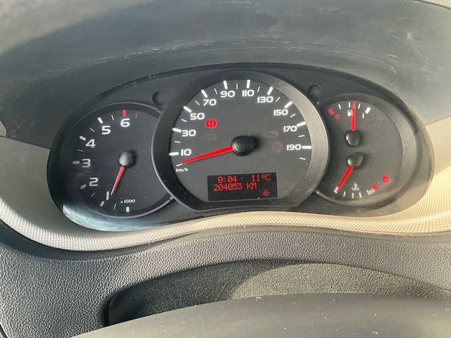 Nissan nv 400 bestelwagen - afbeelding 14 van  31