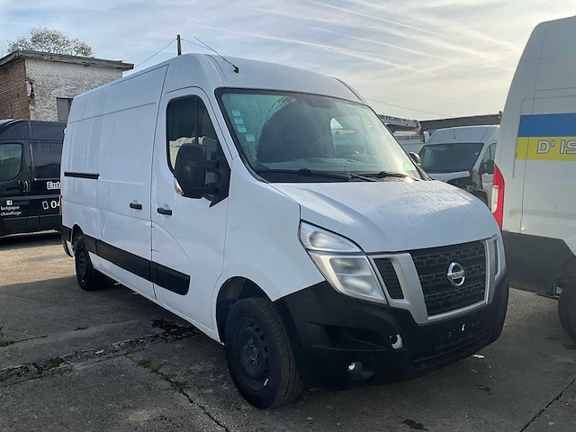Nissan nv 400 bestelwagen - afbeelding 1 van  31