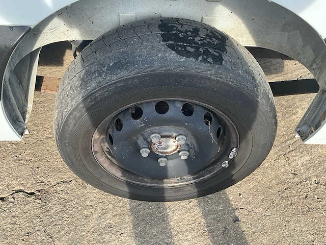 Nissan nv 400 bestelwagen - afbeelding 22 van  31