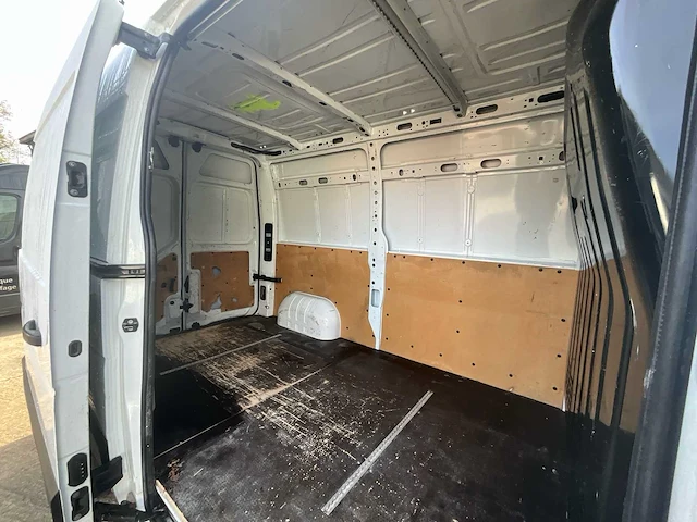 Nissan nv 400 bestelwagen - afbeelding 10 van  31
