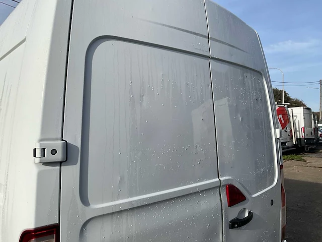 Nissan nv 400 bestelwagen - afbeelding 17 van  31