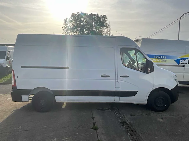 Nissan nv 400 bestelwagen - afbeelding 30 van  31