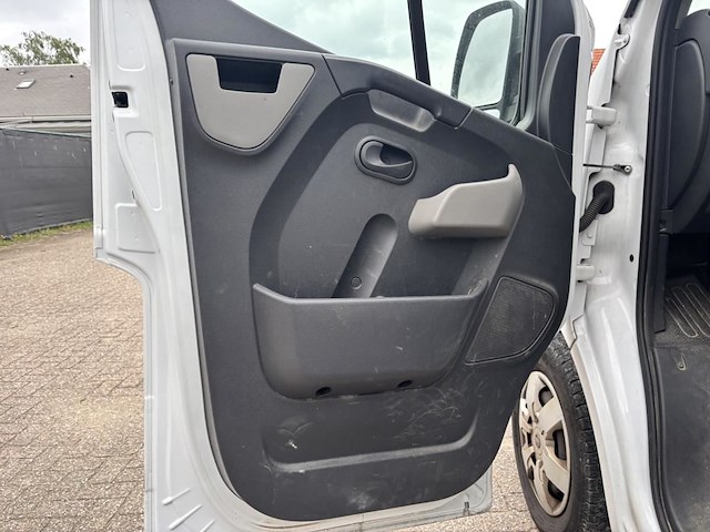 Nissan nv400, 2018 - afbeelding 34 van  34