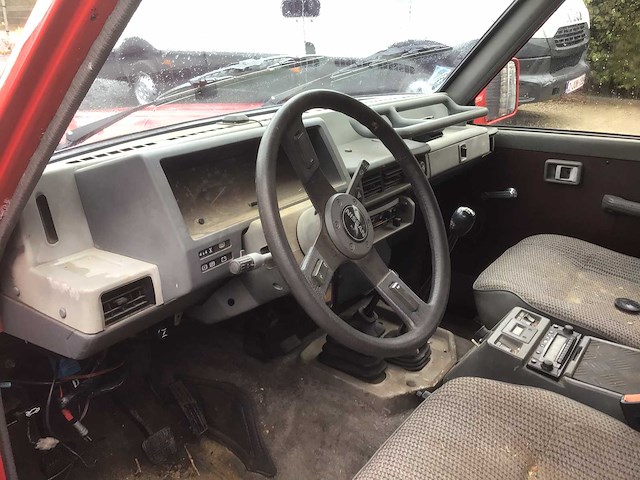 Nissan patrol 4x4 vintage auto's > 15 - afbeelding 4 van  22