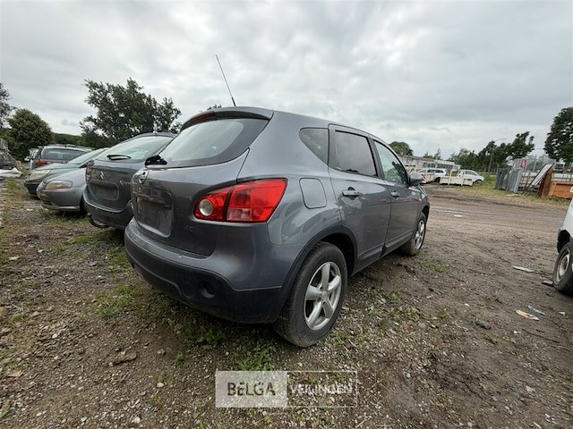 Nissan personenwagen enkel voor vergunninghouders en erkende centra voor verschroting - afbeelding 5 van  7