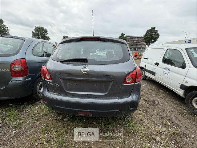 Nissan personenwagen enkel voor vergunninghouders en erkende centra voor verschroting - afbeelding 6 van  7