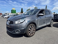 Nissan qashqai 2 1 6i 2wd tekna, 2012 - afbeelding 1 van  35