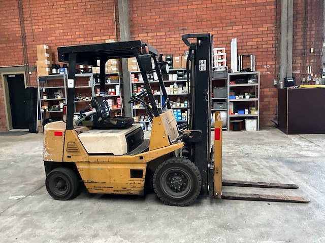 Nissan vorkheftruck - afbeelding 16 van  26