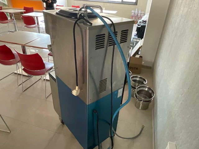 Nissei-freezer na3338 rapid combo ijsmachine - afbeelding 7 van  8