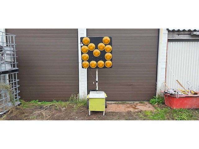 Nissen - lp13/2 - pijl bord - afbeelding 1 van  3