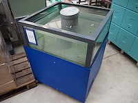 Nn aquarium - afbeelding 1 van  4