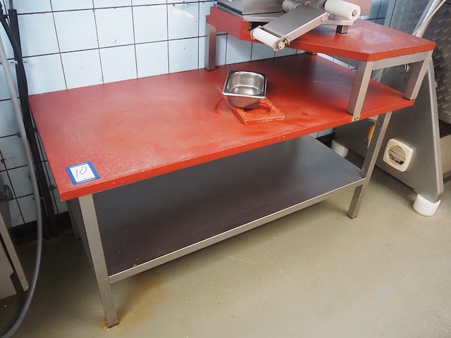 Nn deboning table - afbeelding 1 van  2