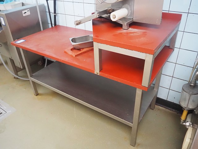 Nn deboning table - afbeelding 2 van  2