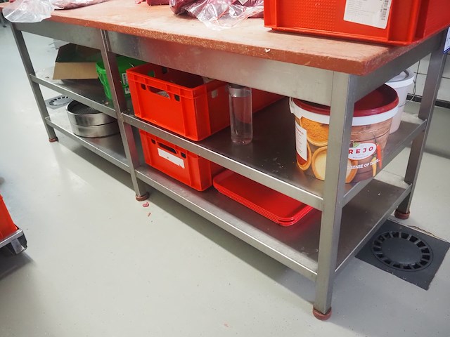 Nn deboning table - afbeelding 3 van  4