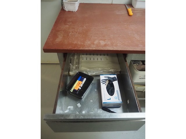 Nn deboning table - afbeelding 4 van  6